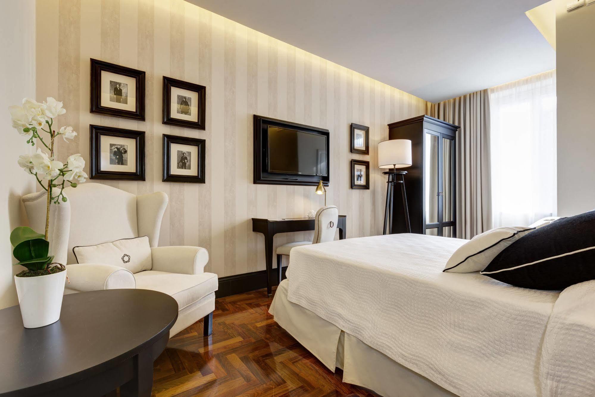 روما Bellezza Al Colosseo - B&B & Apts المظهر الخارجي الصورة